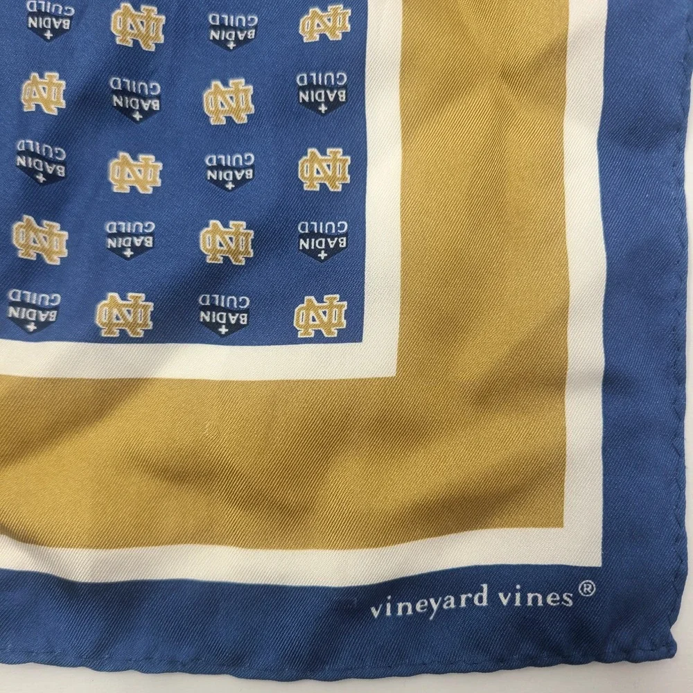 Vineyard Vines Notre Dame Fighting Irish Logo Scarf Baden Guild 10.5
